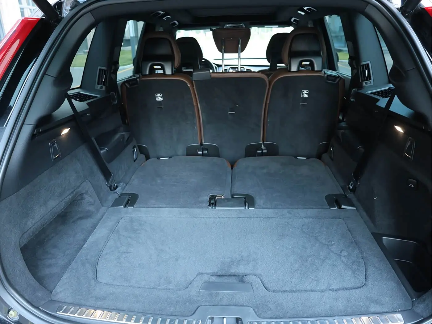 Volvo XC90 2022 — Photo 10/13
