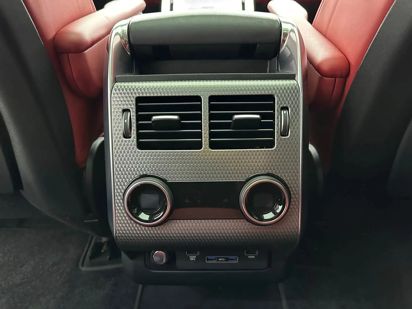 Land Rover Range Rover Sport 2021 — Photo 17/20