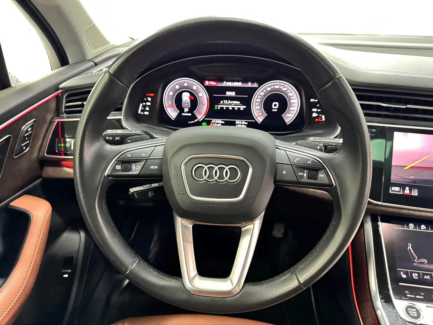 Audi Q7 2023 — Photo 20/20