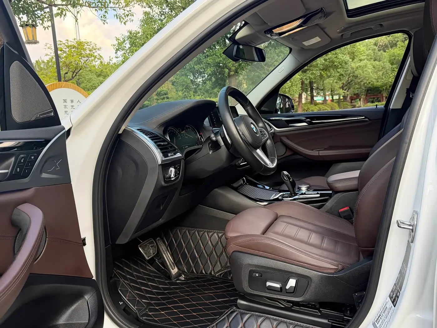BMW X3 2019 — Фото 10/20