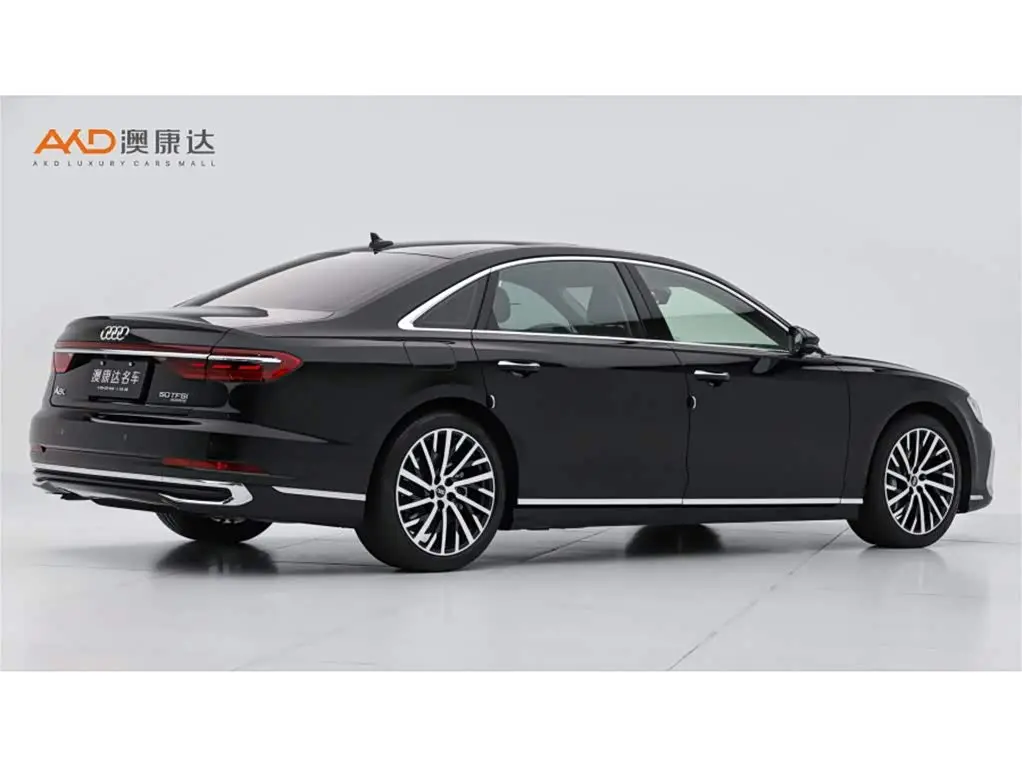 Audi A8 2024 — Фото 3/10