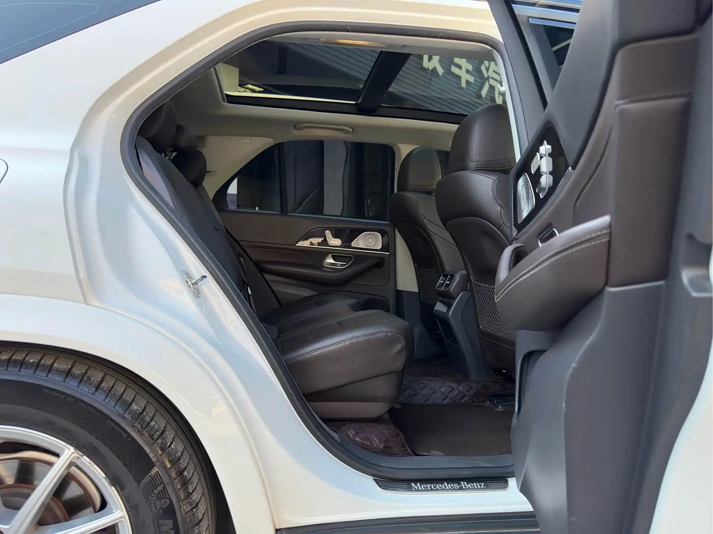 Mercedes-Benz GLE 2019 — Şəkil 13/16