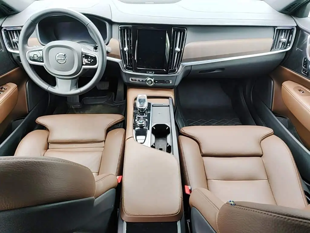 Volvo S90 2025 — Фото 14/20