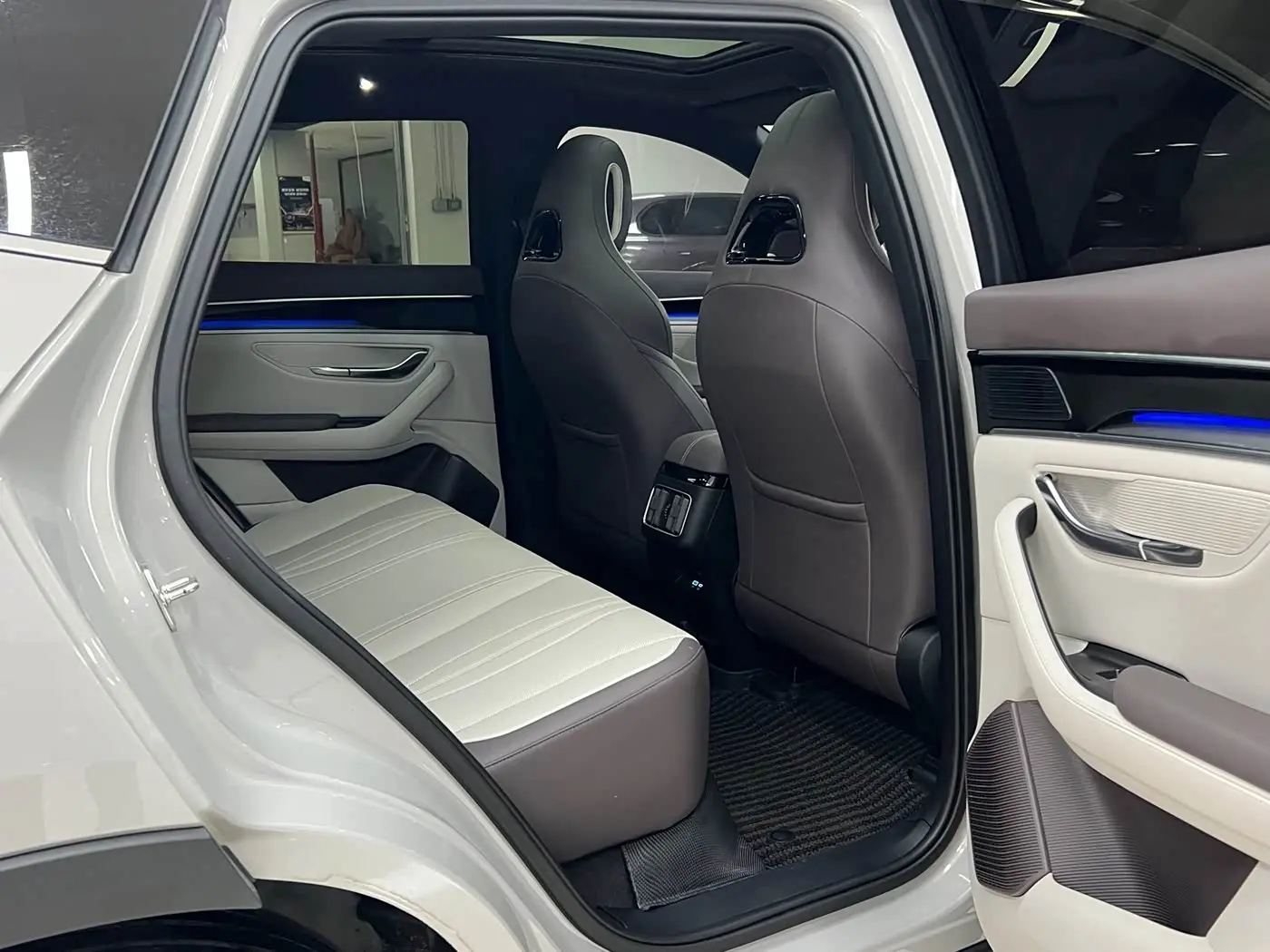 BYD Song PLUS PHEV 2025 — Фото 12/18