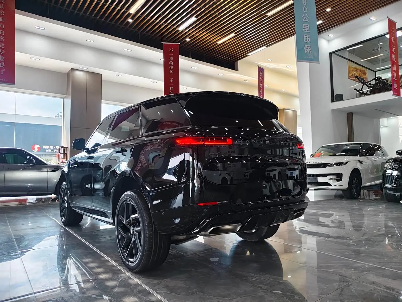 Land Rover Range Rover Sport 2023 — Şəkil 18/20