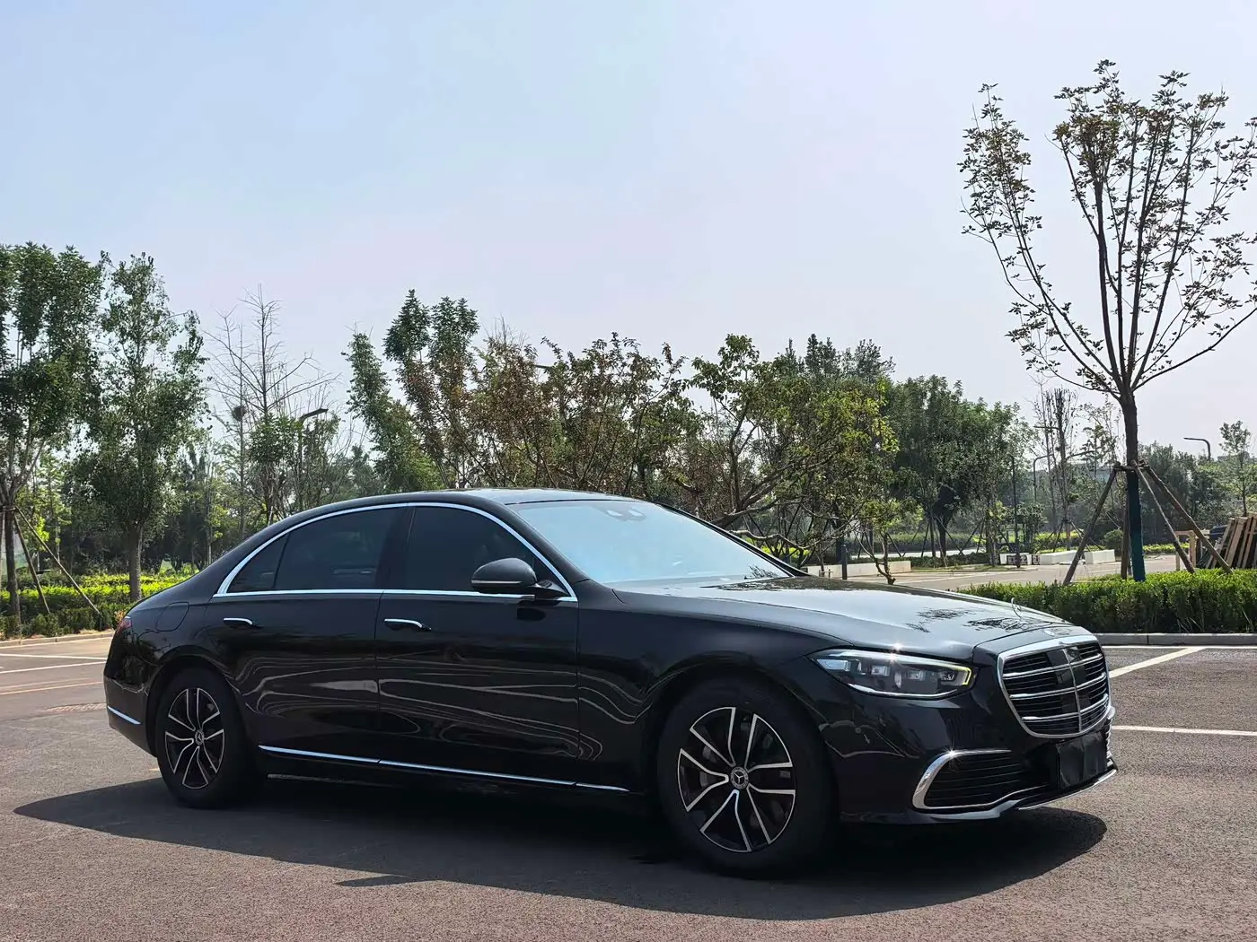 Mercedes-Benz S-Class 2022 — Photo 3/9