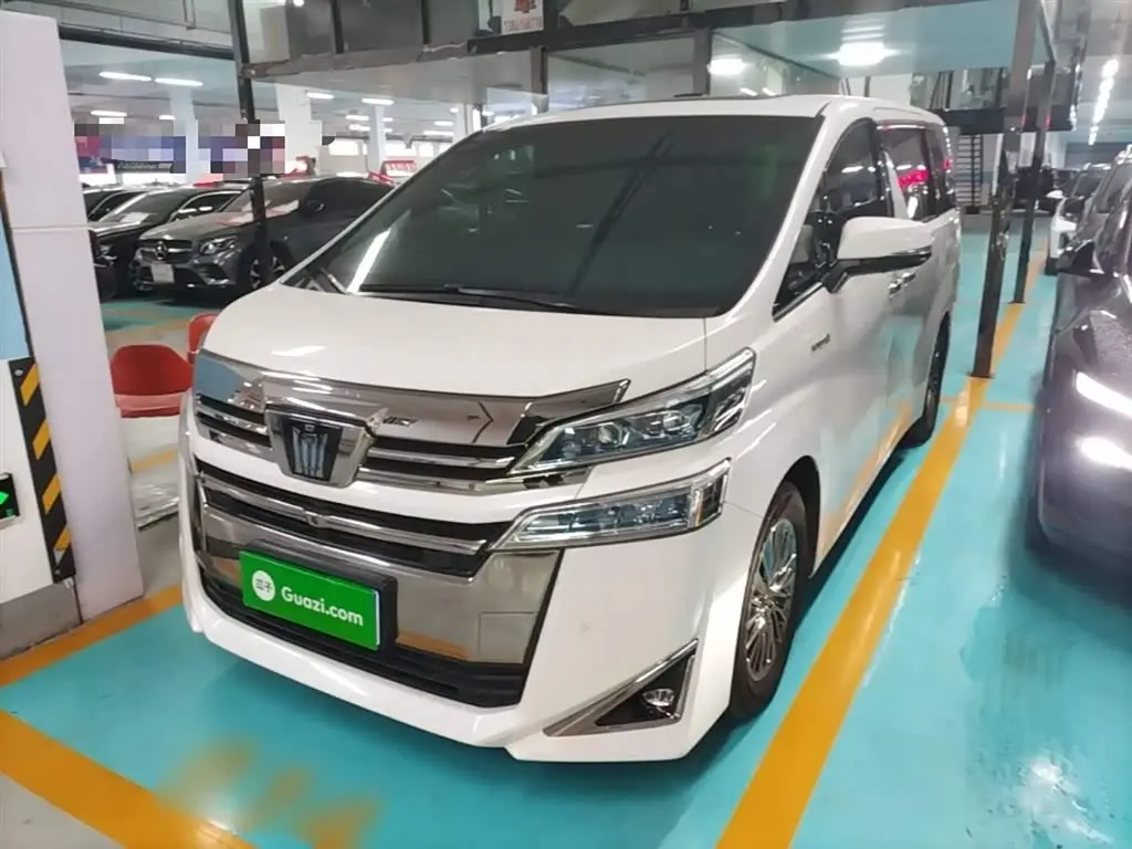 Toyota Vellfire 2022 — Photo 2/20