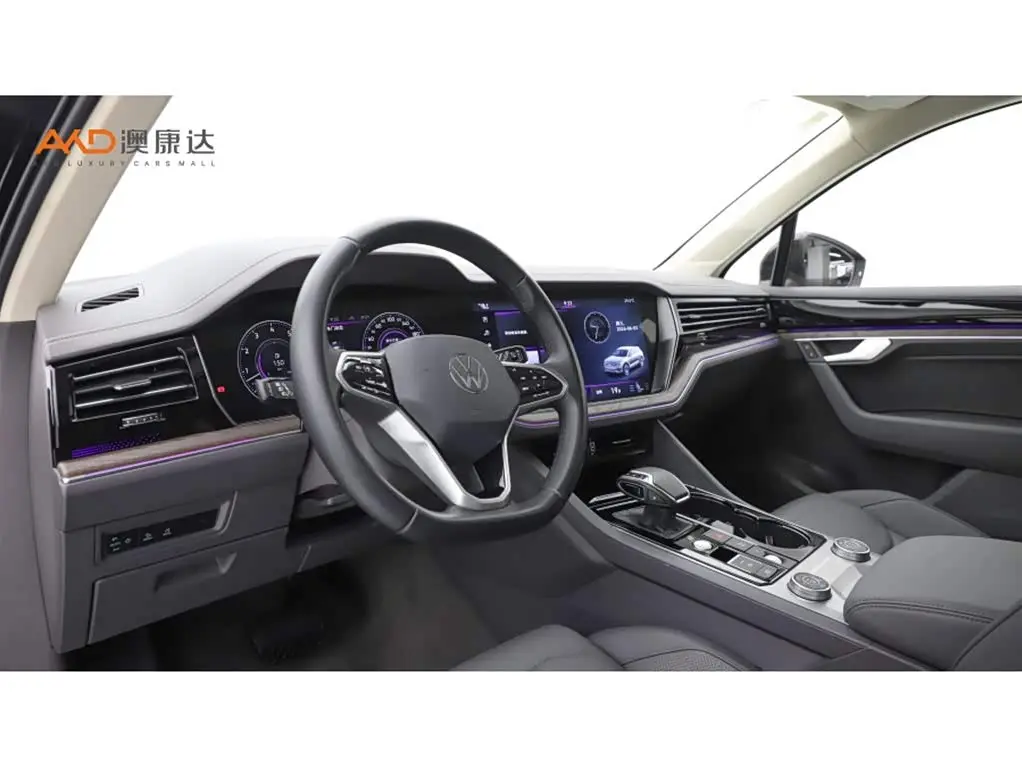 Volkswagen Touareg 2022 — Photo 6/10