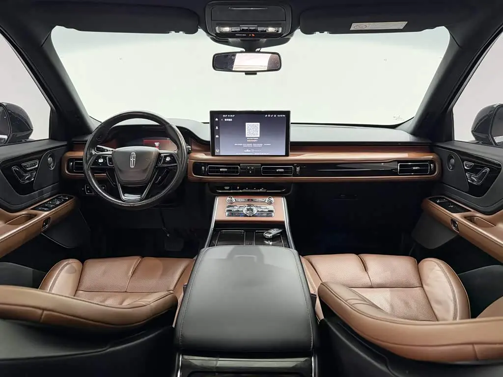 Lincoln Aviator 2021 — Şəkil 13/20