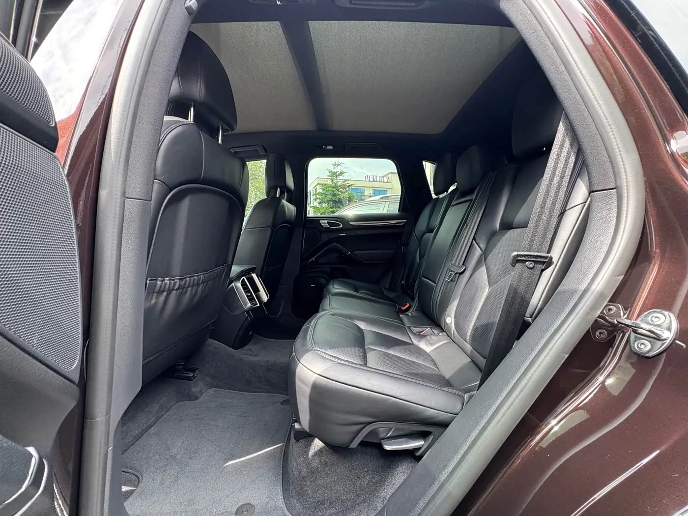 Porsche Cayenne 2016 — Photo 13/20