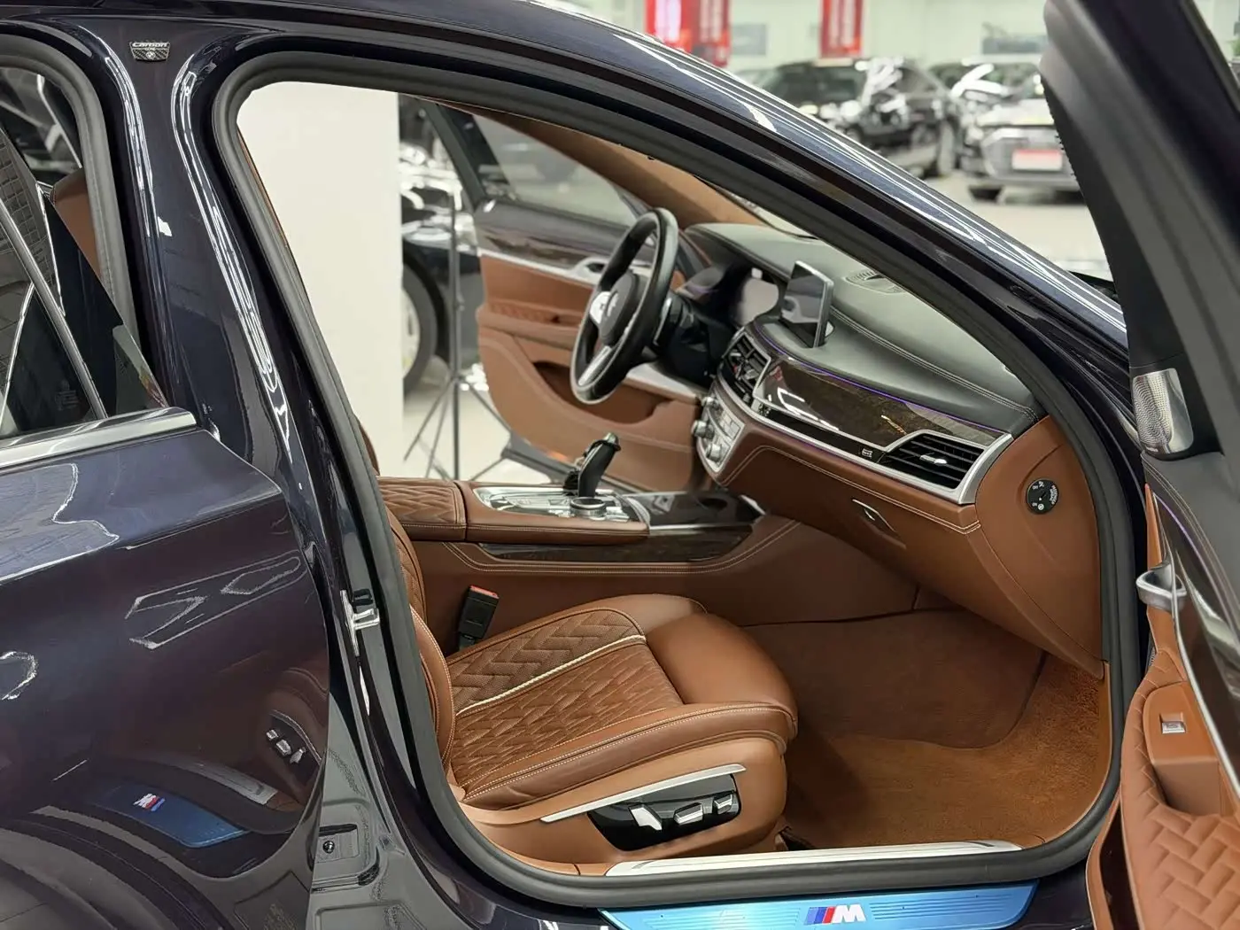 BMW 7 Series 2021 — Photo 9/20