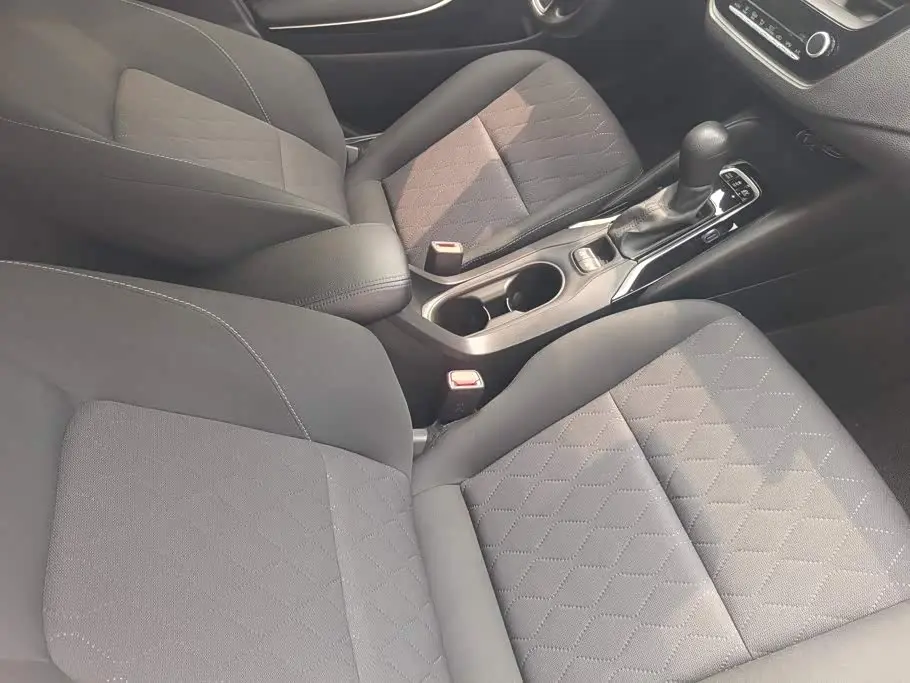 Toyota Corolla 2024 — Şəkil 8/16