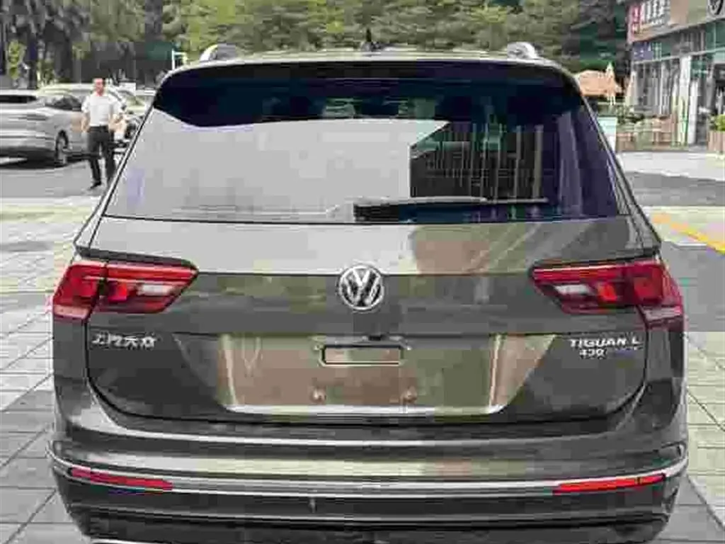 Volkswagen Tiguan L PHEV 2020 — Фото 8/8