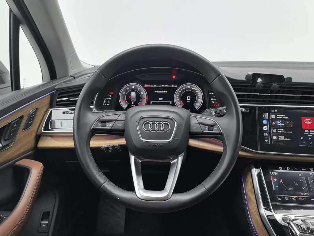 Audi Q7 2024 — Photo 11/20