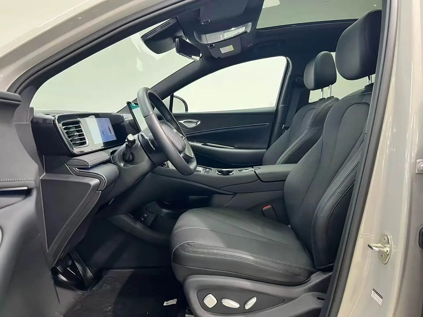 BYD Sealion 06 New Energy 2025 — Photo 3/9