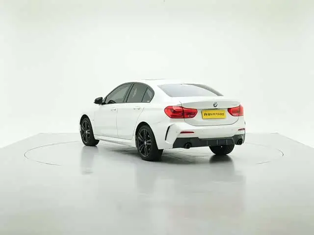 BMW 1 Series 2020 — Фото 4/20