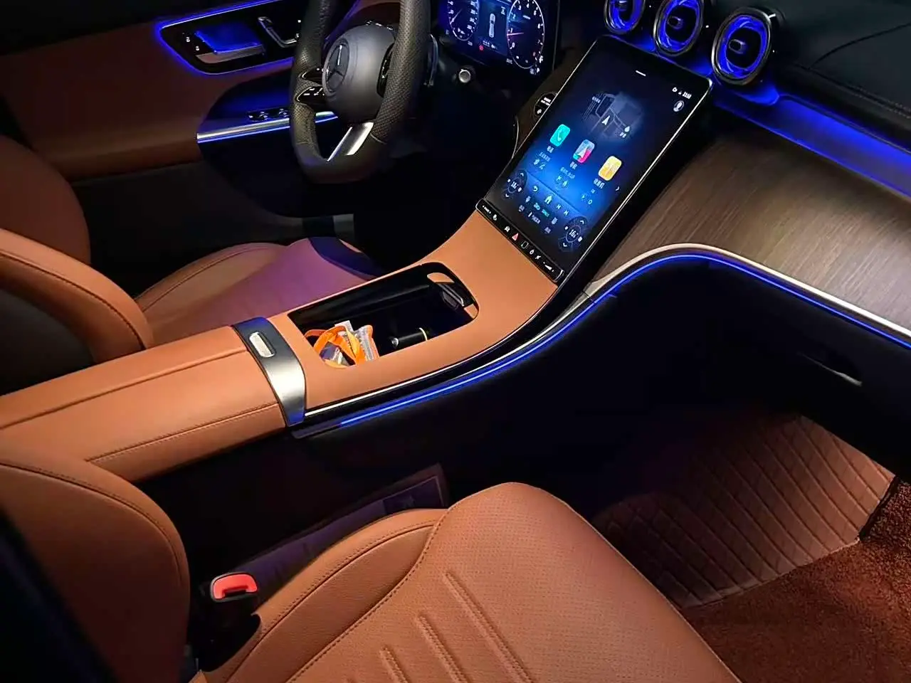 Mercedes-Benz GLC 2025 — Şəkil 4/9