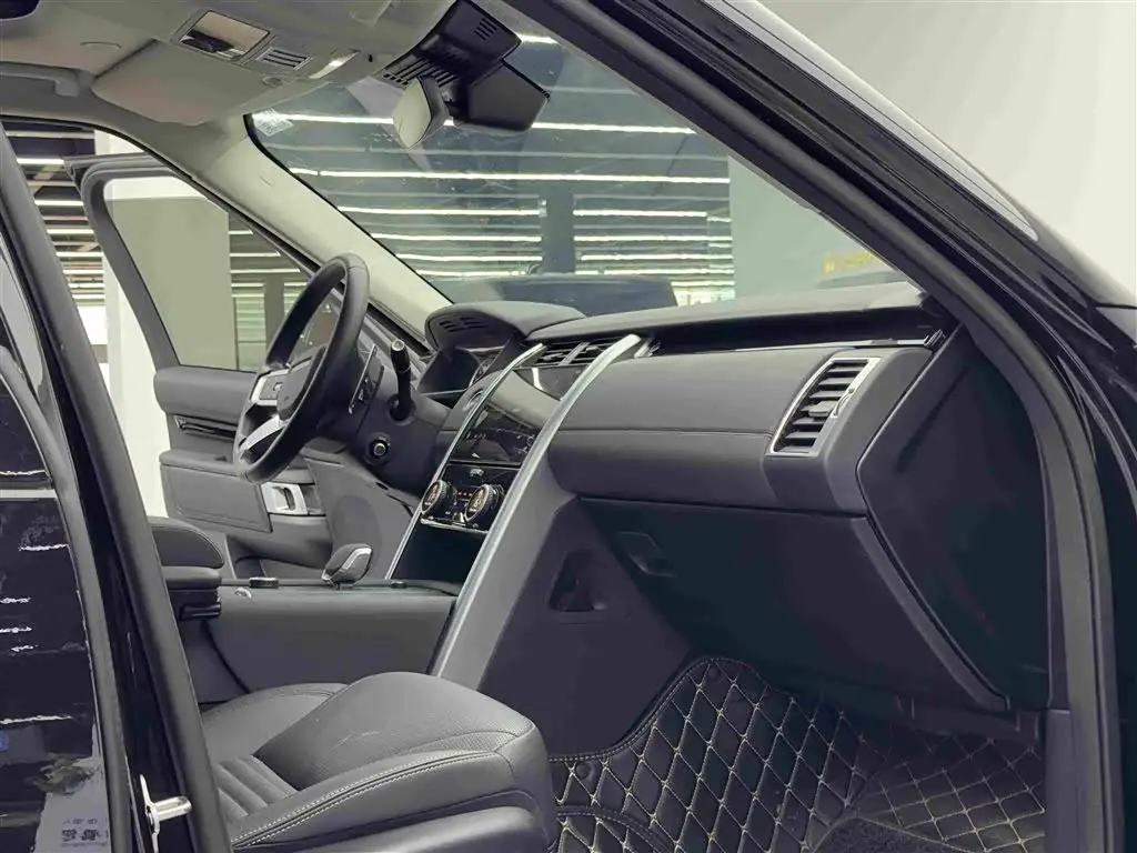 Land Rover Discovery 2022 — Şəkil 6/18