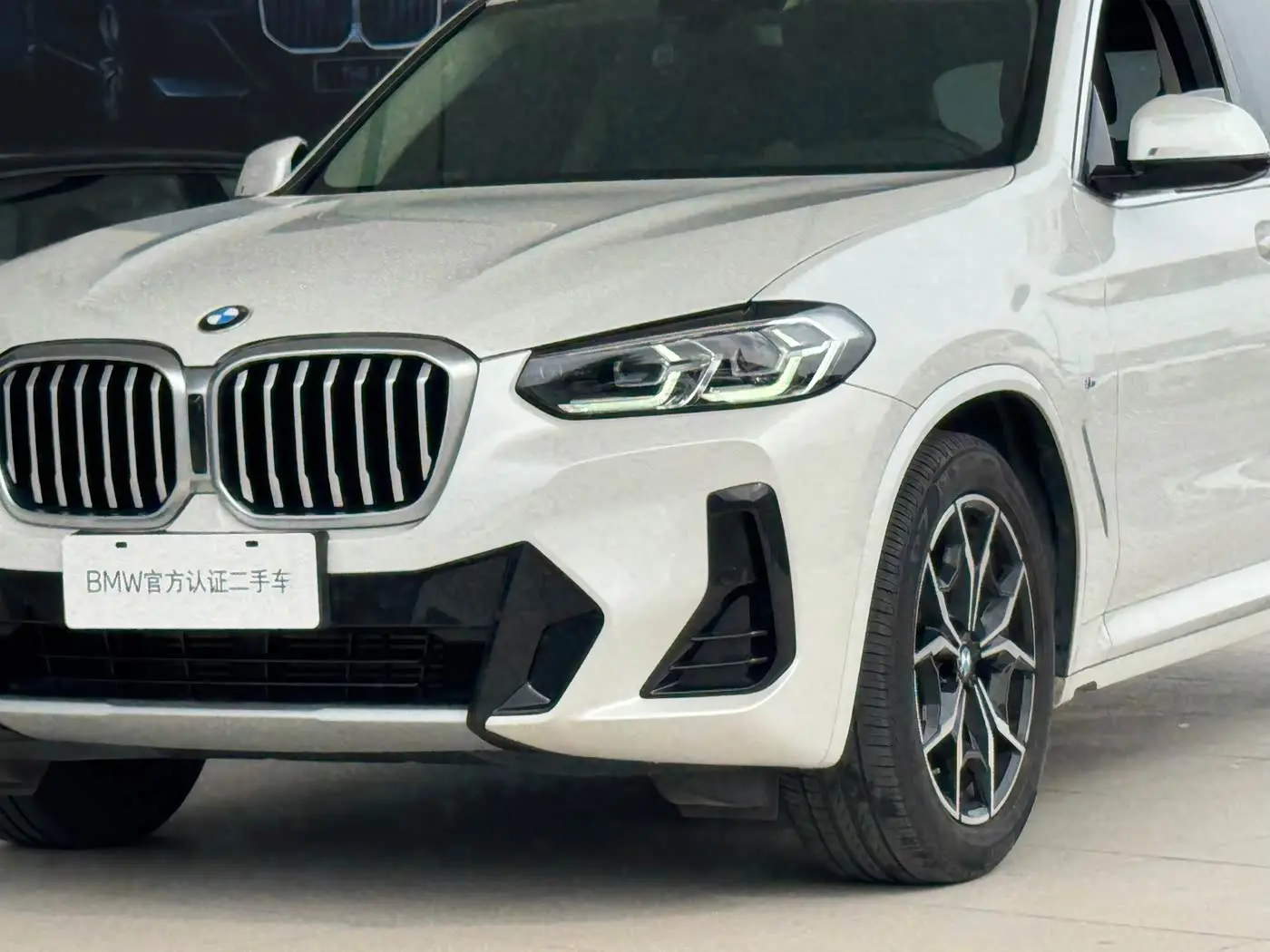 BMW X3 2021 — Фото 3/14