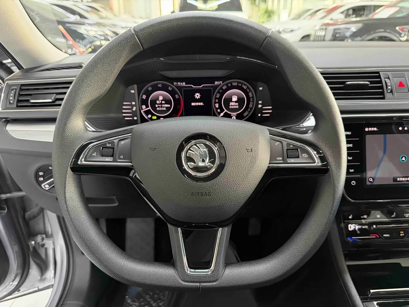 Škoda Superb 2024 — Photo 11/20