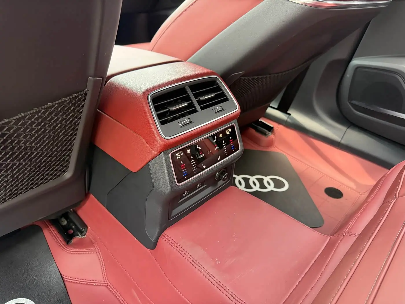 Audi A7L 2024 — Фото 20/20