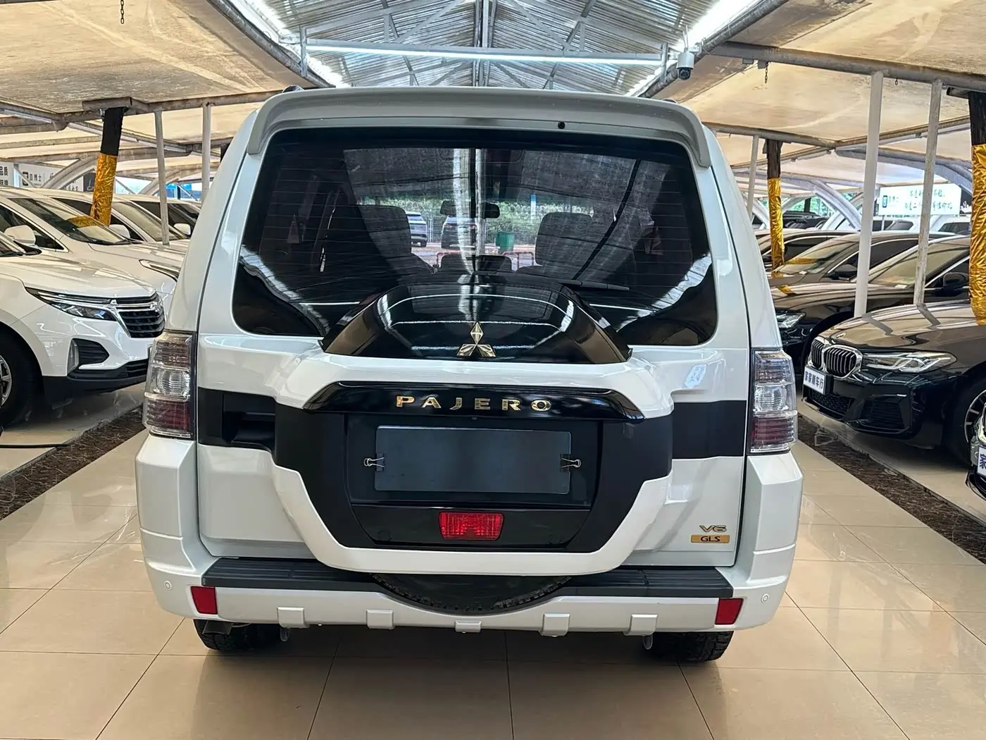 Mitsubishi Pajero 2020 — Şəkil 5/9