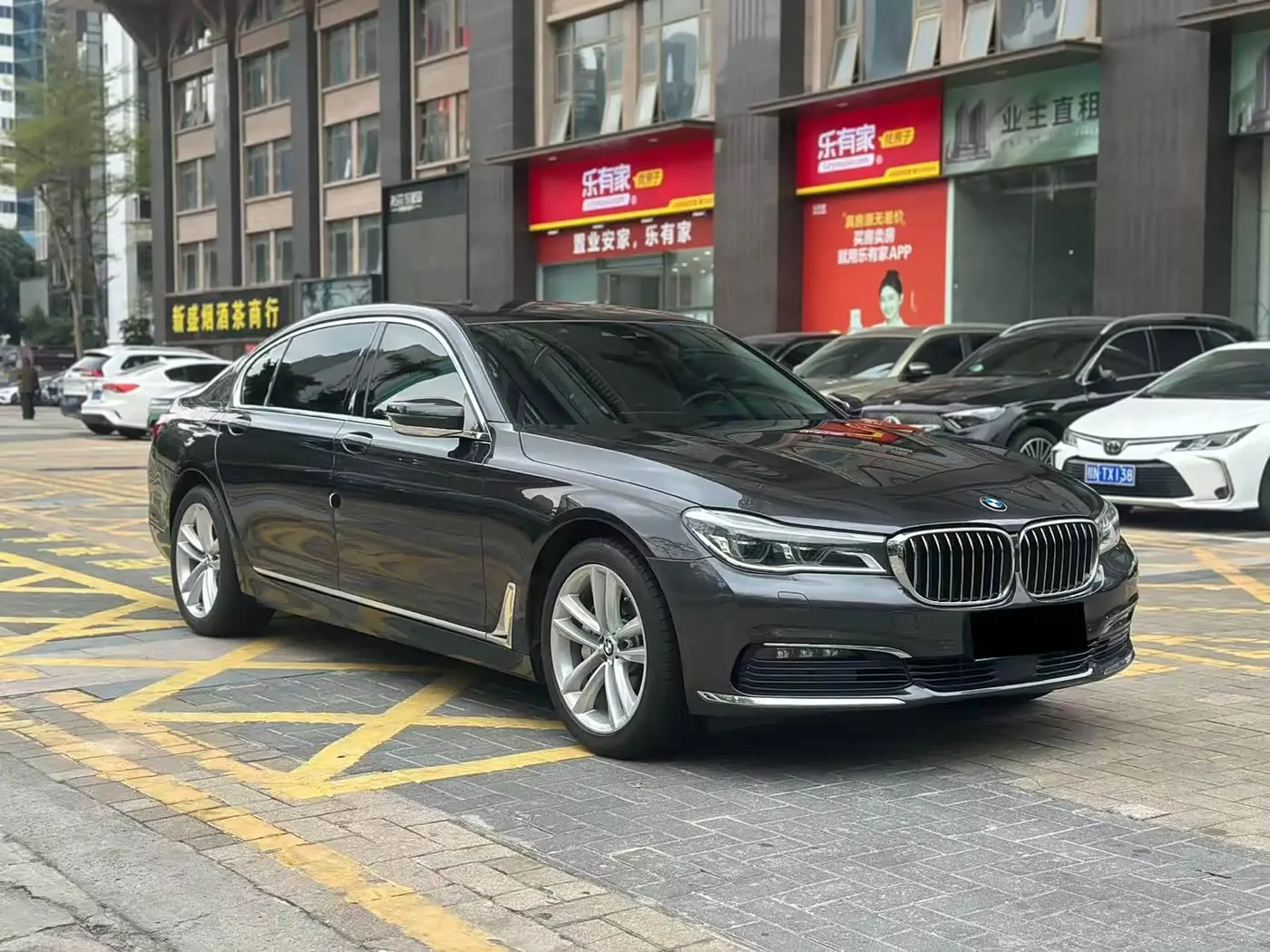 BMW 7 Series 2016 — Photo 3/20