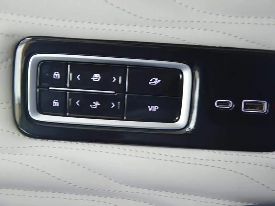 Buick Century 2023 — Şəkil 12/18