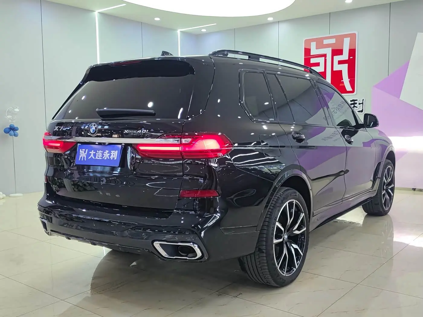 BMW X7 2020 — Фото 4/18