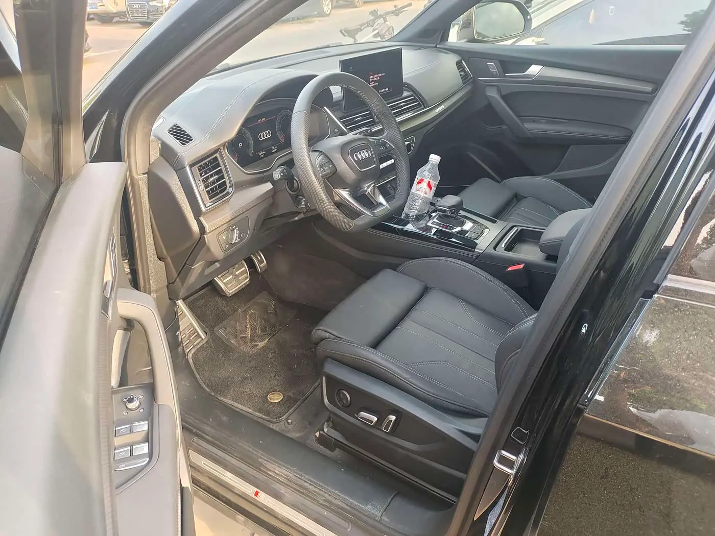 Audi Q5L 2024 — ფოტო 4/9