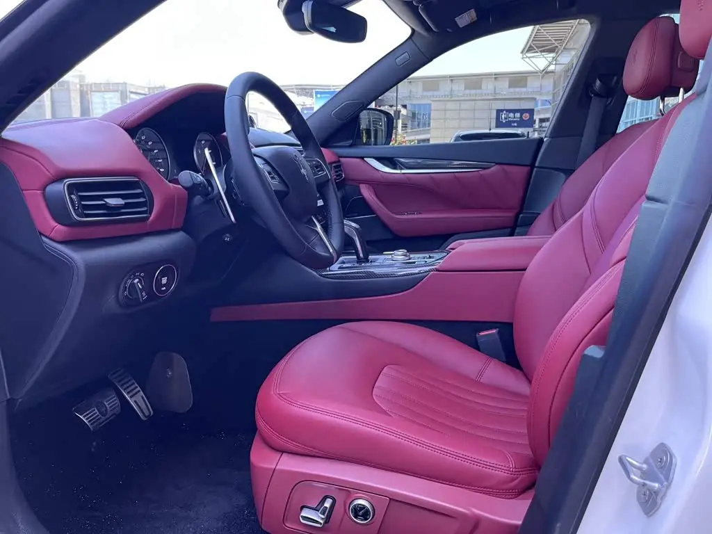 Maserati Levante 2022 — Şəkil 2/9