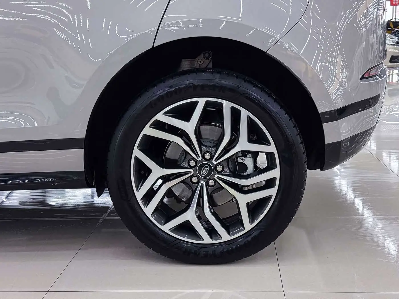 Land Rover Range Rover Evoque 2025 — Photo 20/20