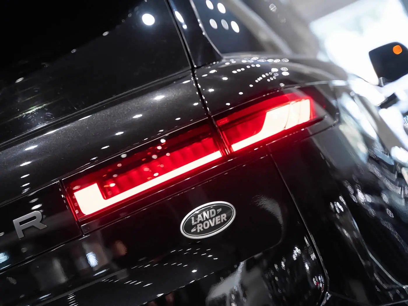 Land Rover Range Rover Sport 2023 — Фото 7/20