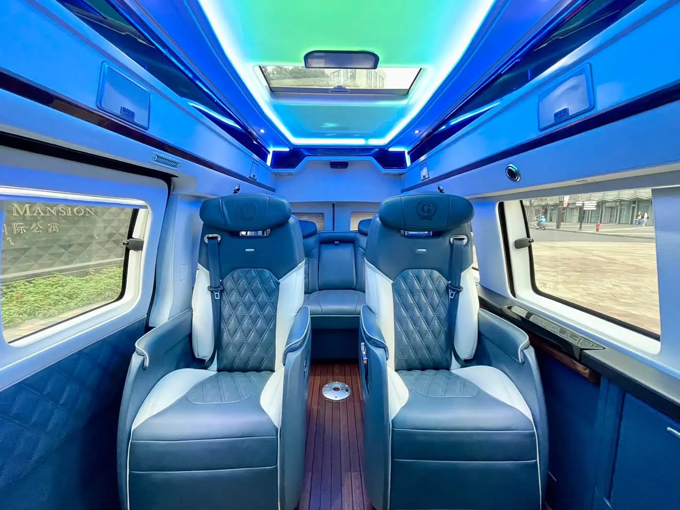 GMC Savana 2015 — Фото 13/16