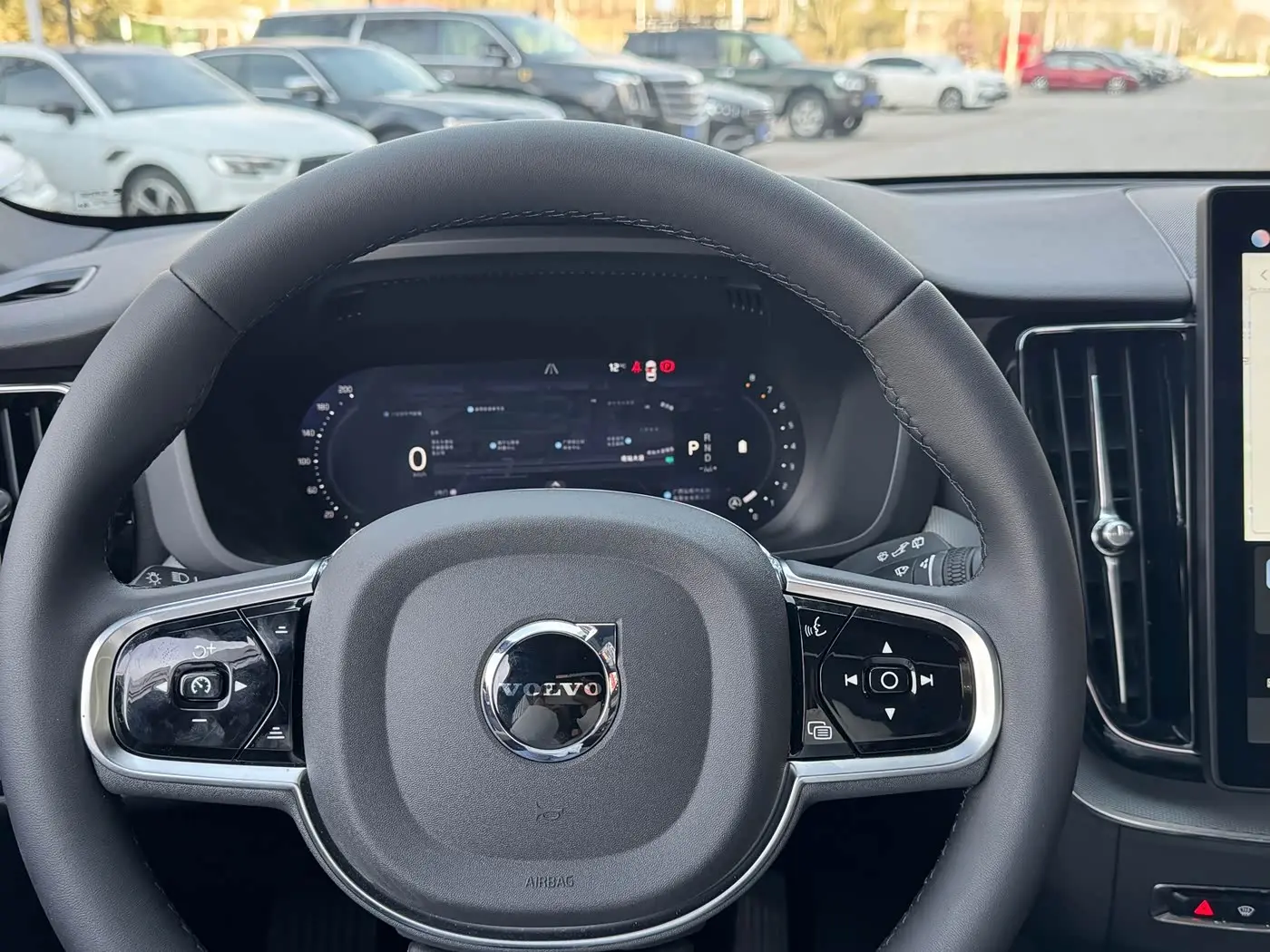 Volvo XC60 2026 — Photo 8/20