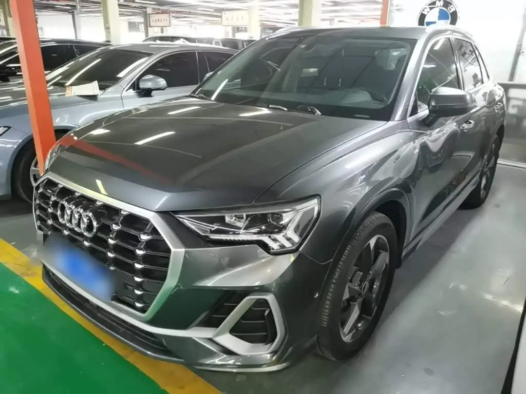 Audi Q3, 2021
