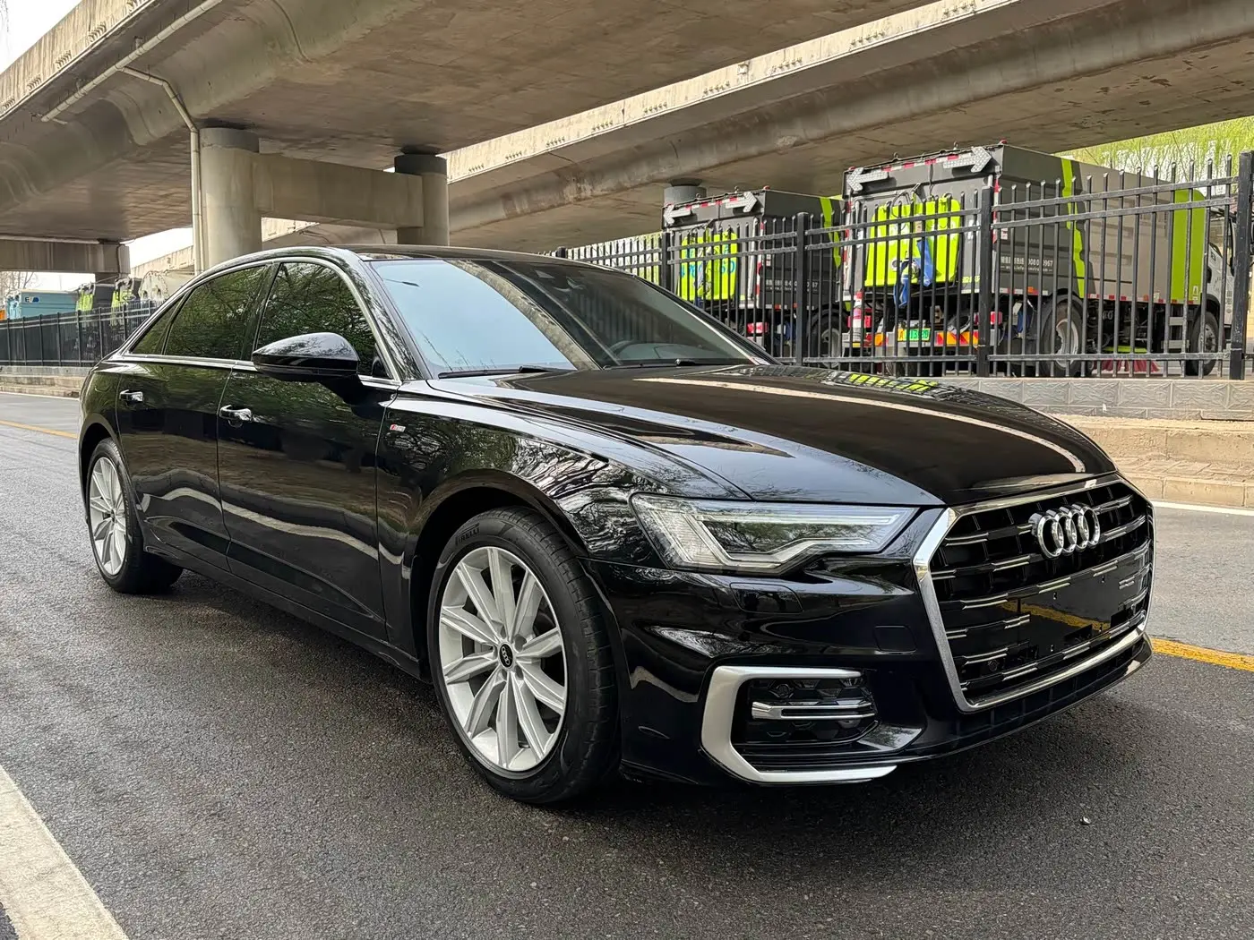 Audi A6L 2023 — Şəkil 2/16