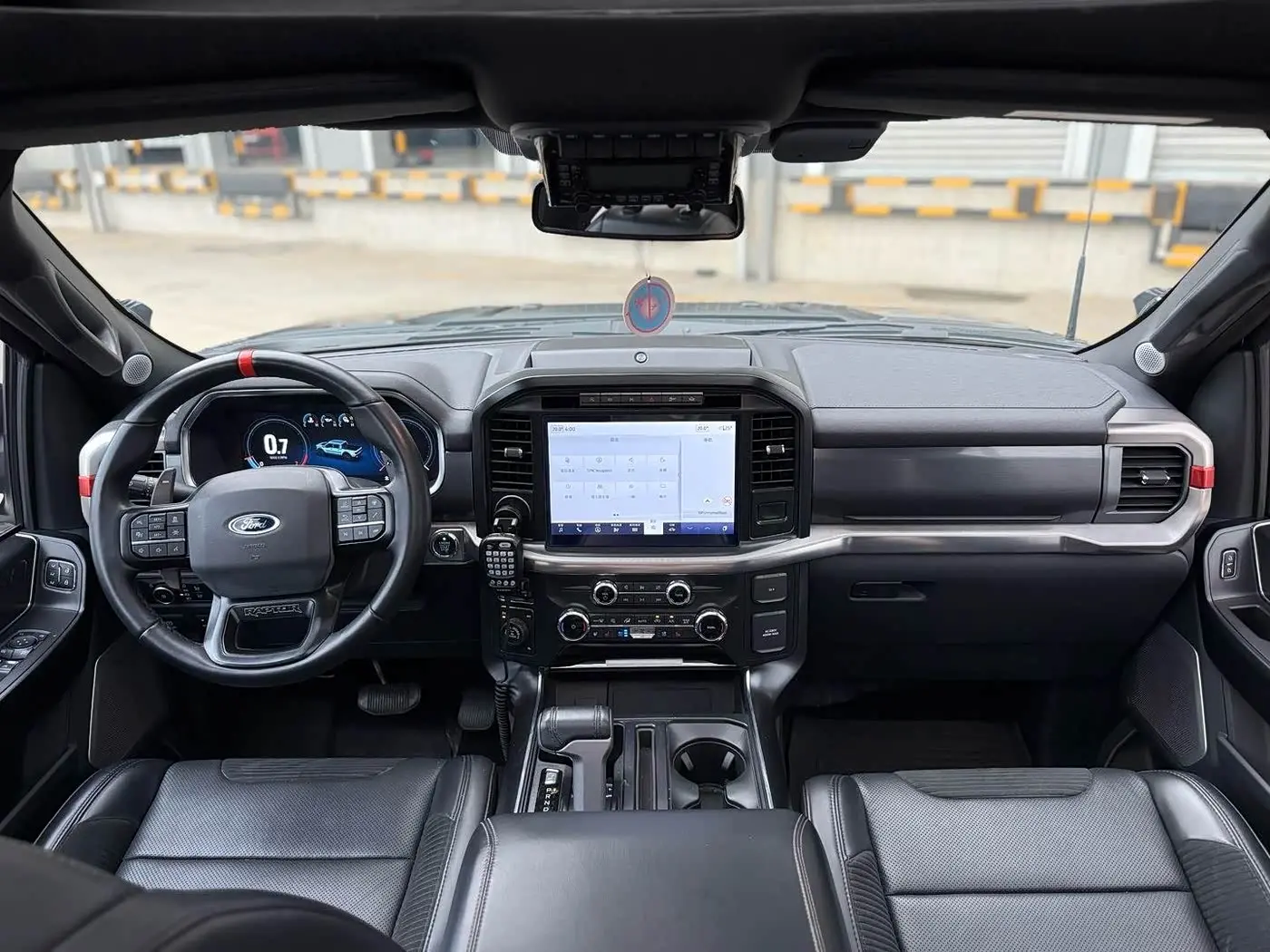 Ford F-150 Raptor 2023 — Photo 7/15
