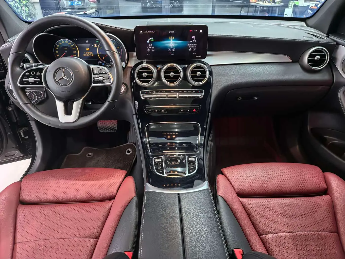 Mercedes-Benz GLC 2020 — Фото 10/15