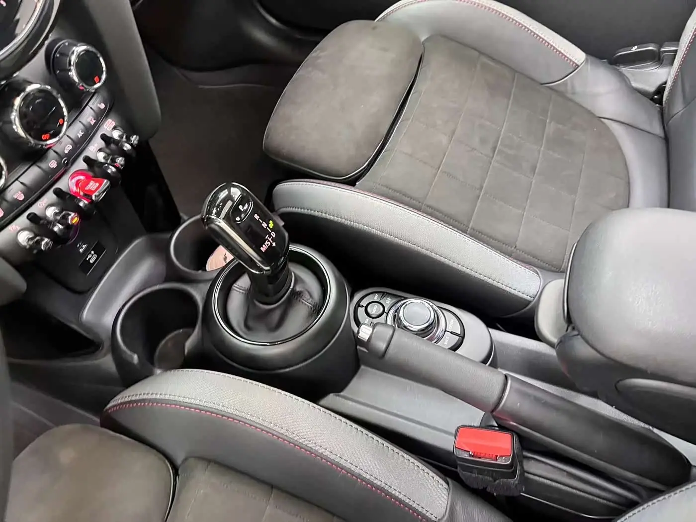MINI JCW 2021 — Photo 8/14