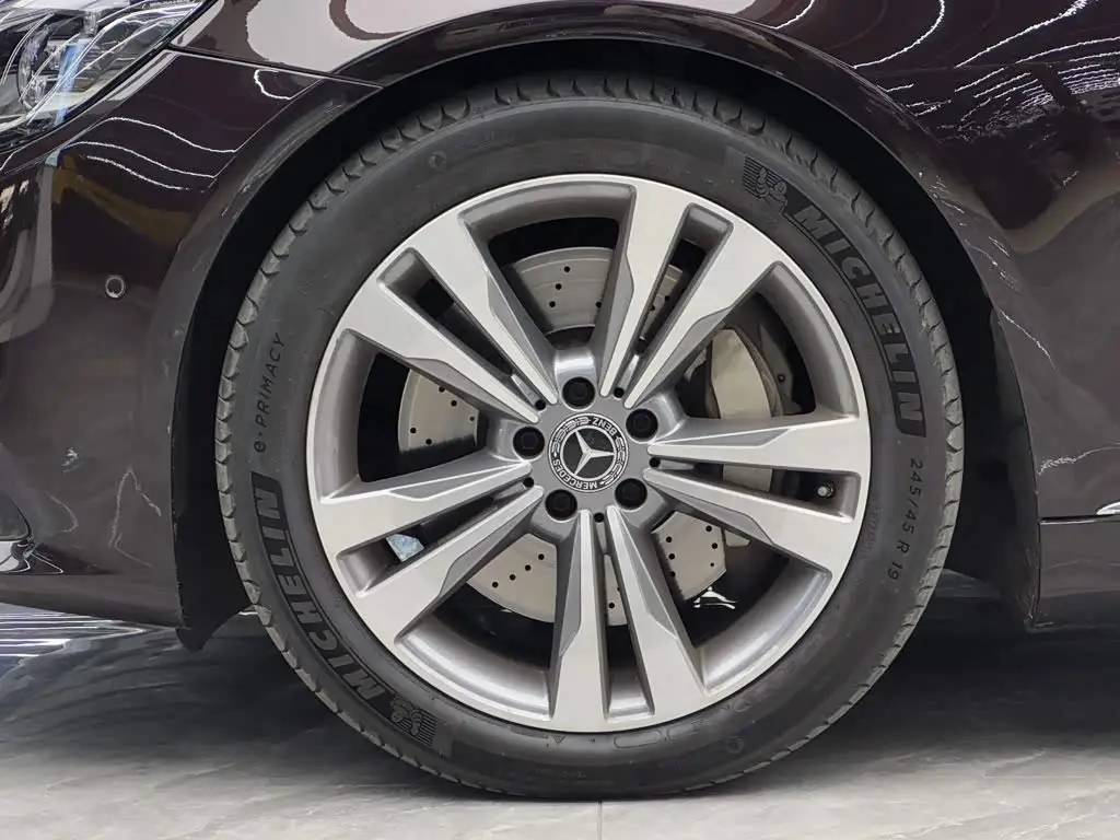 Mercedes-Benz S-Class 2021 — Photo 4/18