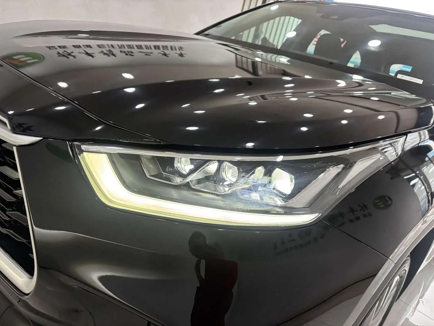 Toyota Highlander 2024 — ფოტო 8/20