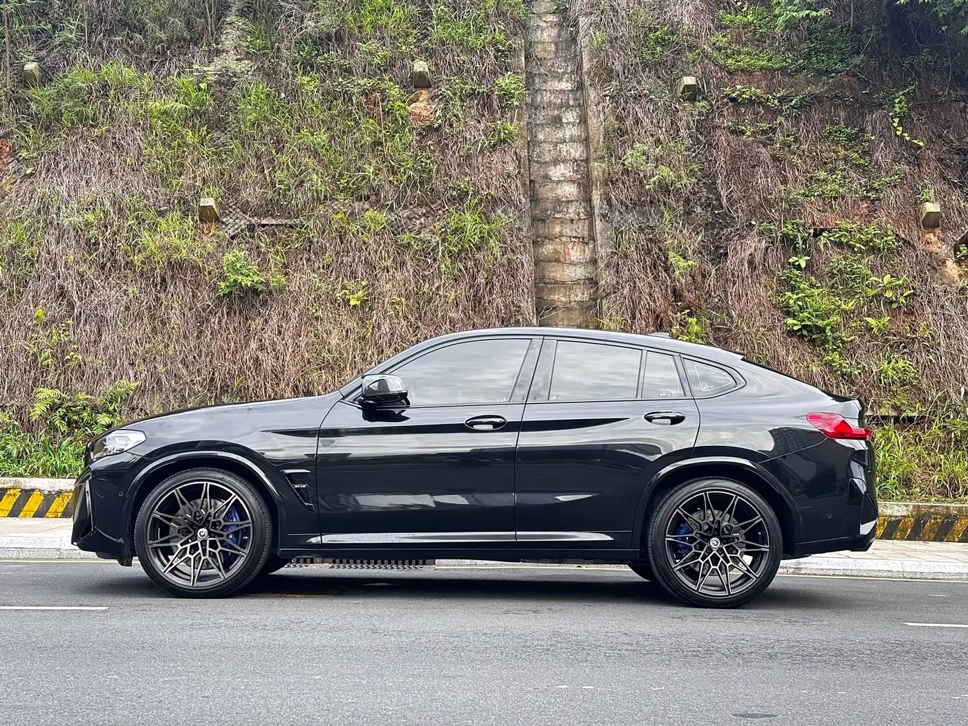 BMW X4 M 2022 — Şəkil 15/20