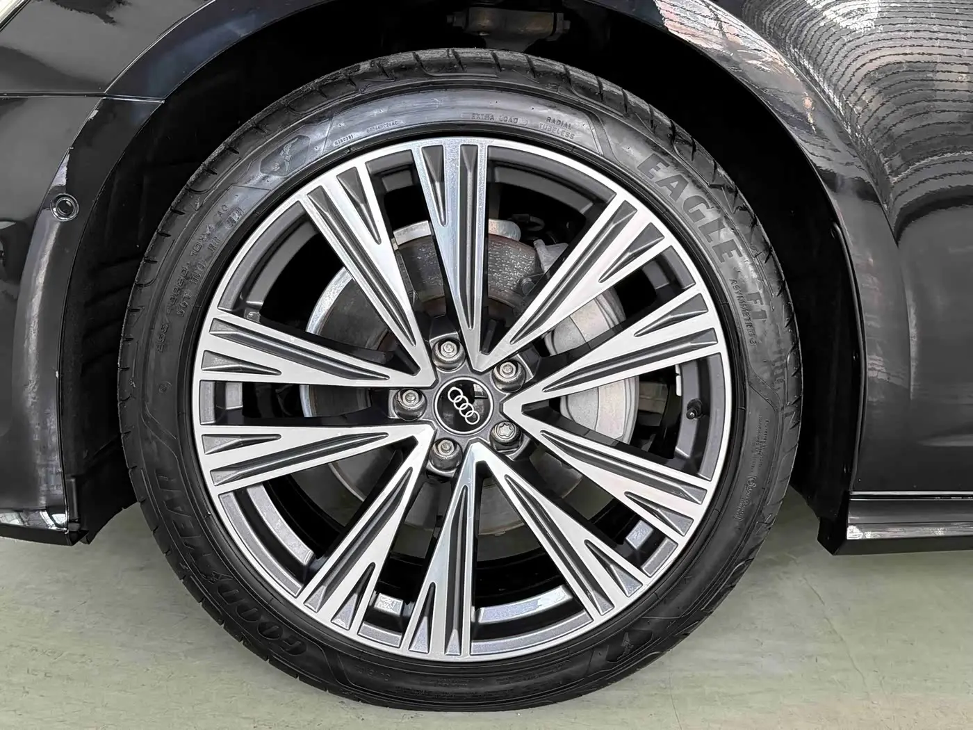 Audi A6L 2024 — Şəkil 12/15