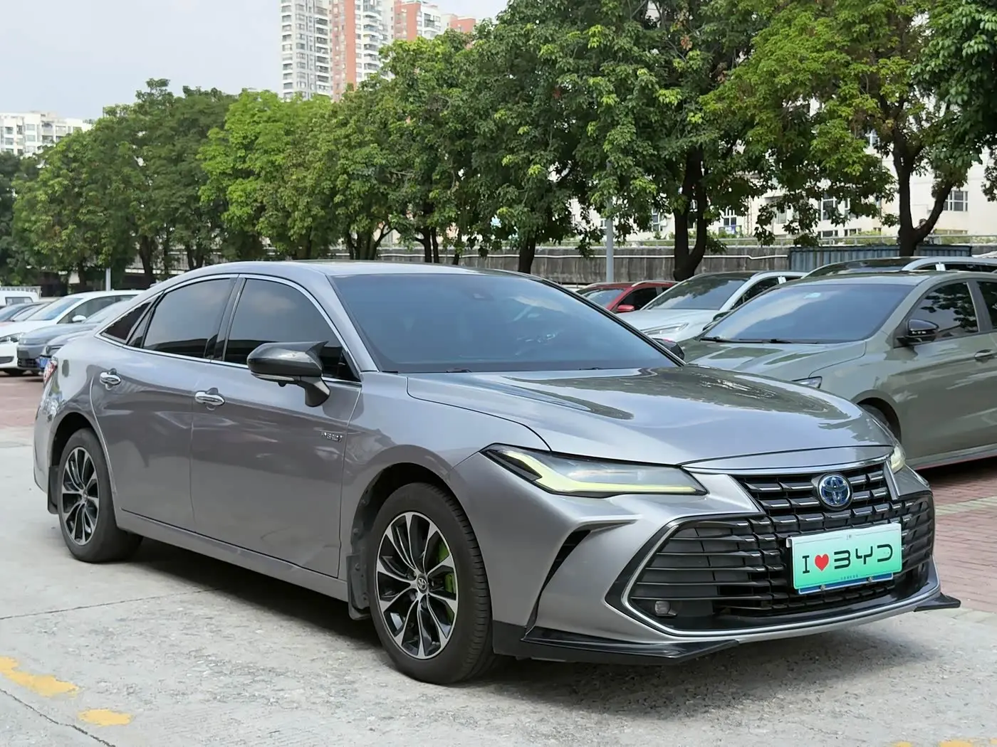 Toyota Avalon 2023 — Photo 3/12