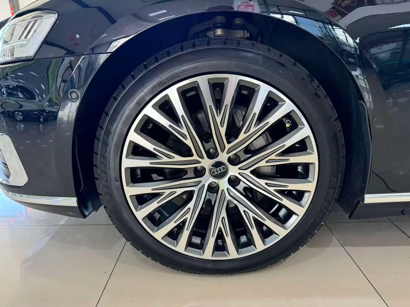 Audi A8 2021 — Photo 17/20