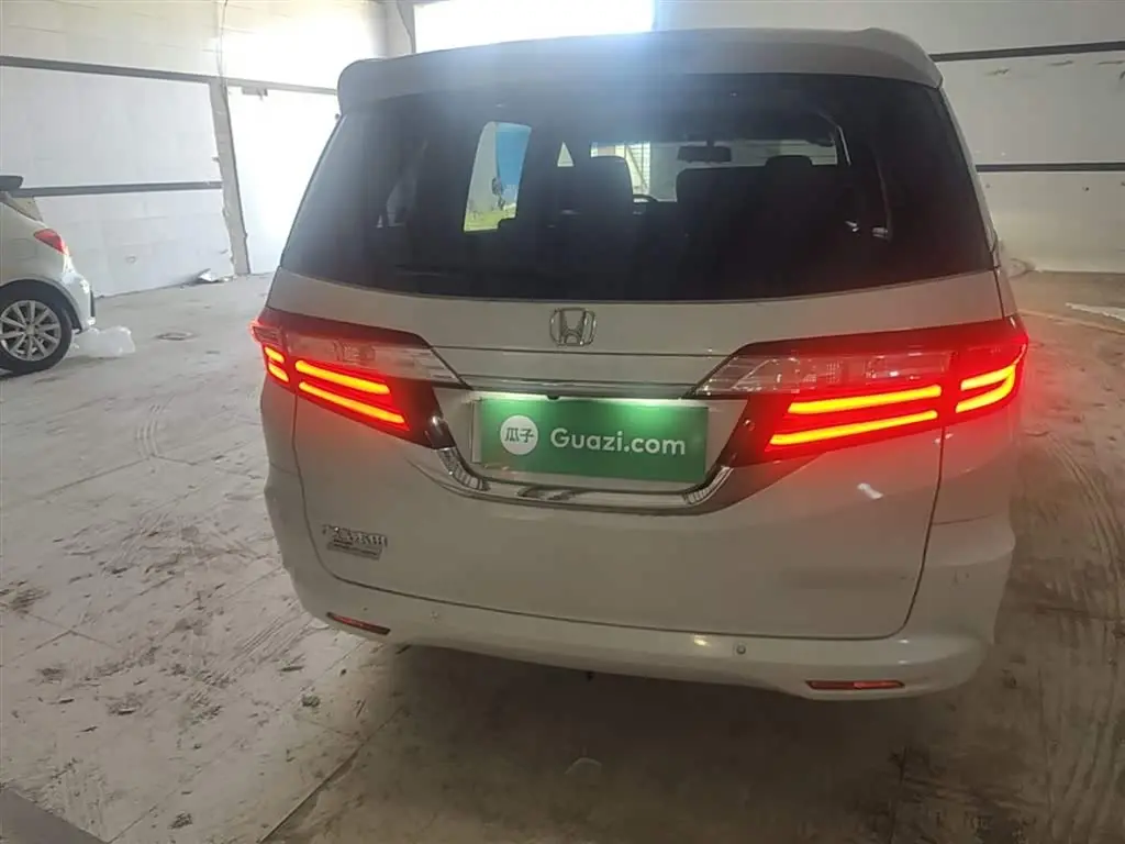Honda Odyssey 2019 — Photo 6/20