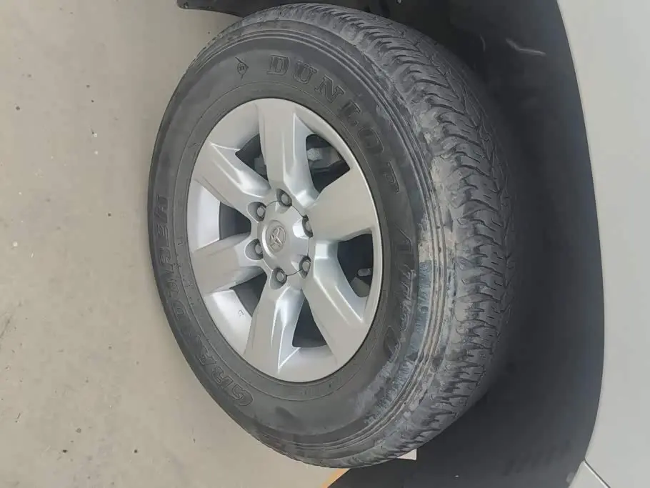 Toyota Prado 2017 — Photo 6/16