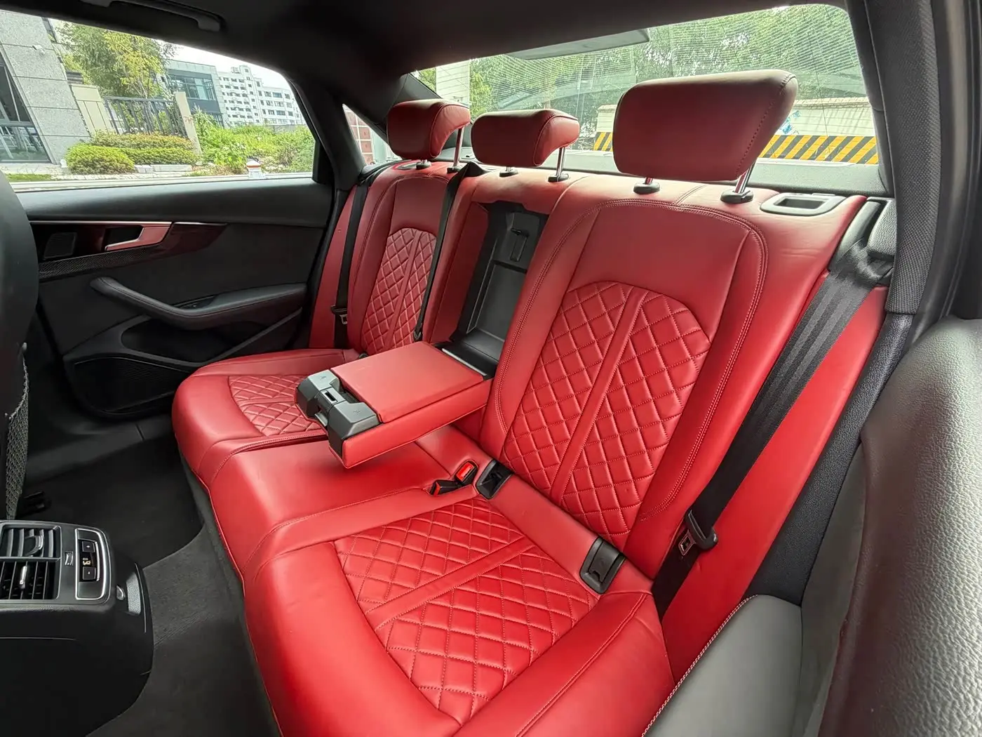 Audi S4 2024 — Photo 13/18