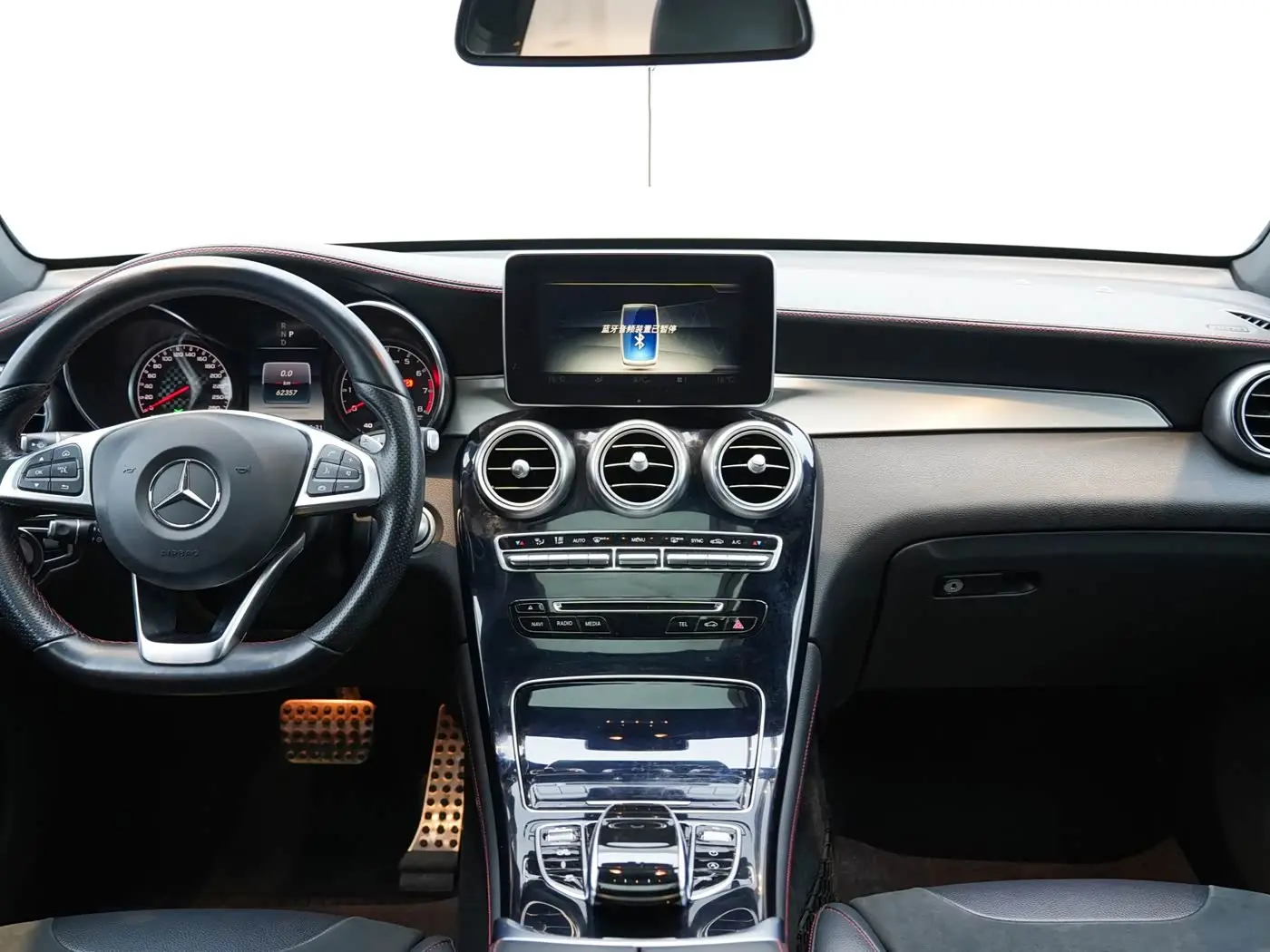 Mercedes-Benz GLC Coupe AMG 2019 — Photo 14/17
